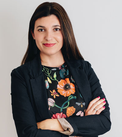 Isa Mena — Departamento de Sociedades, Ríos Espinosa